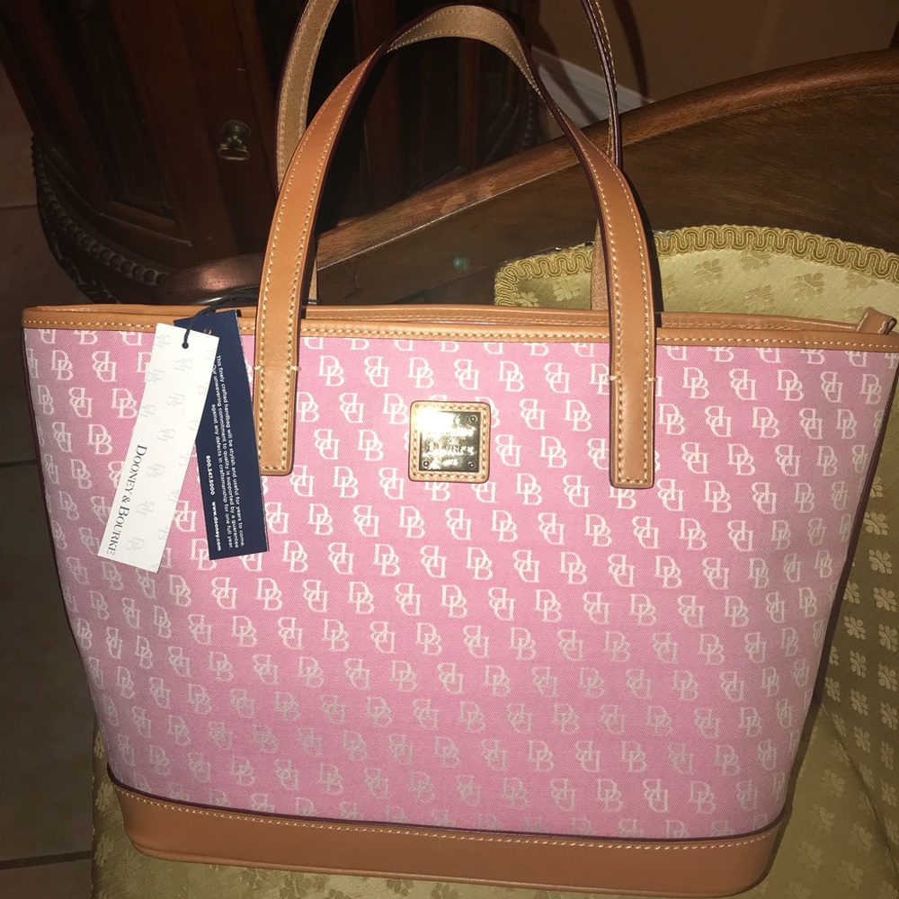 Dooney & Bourke Handbag